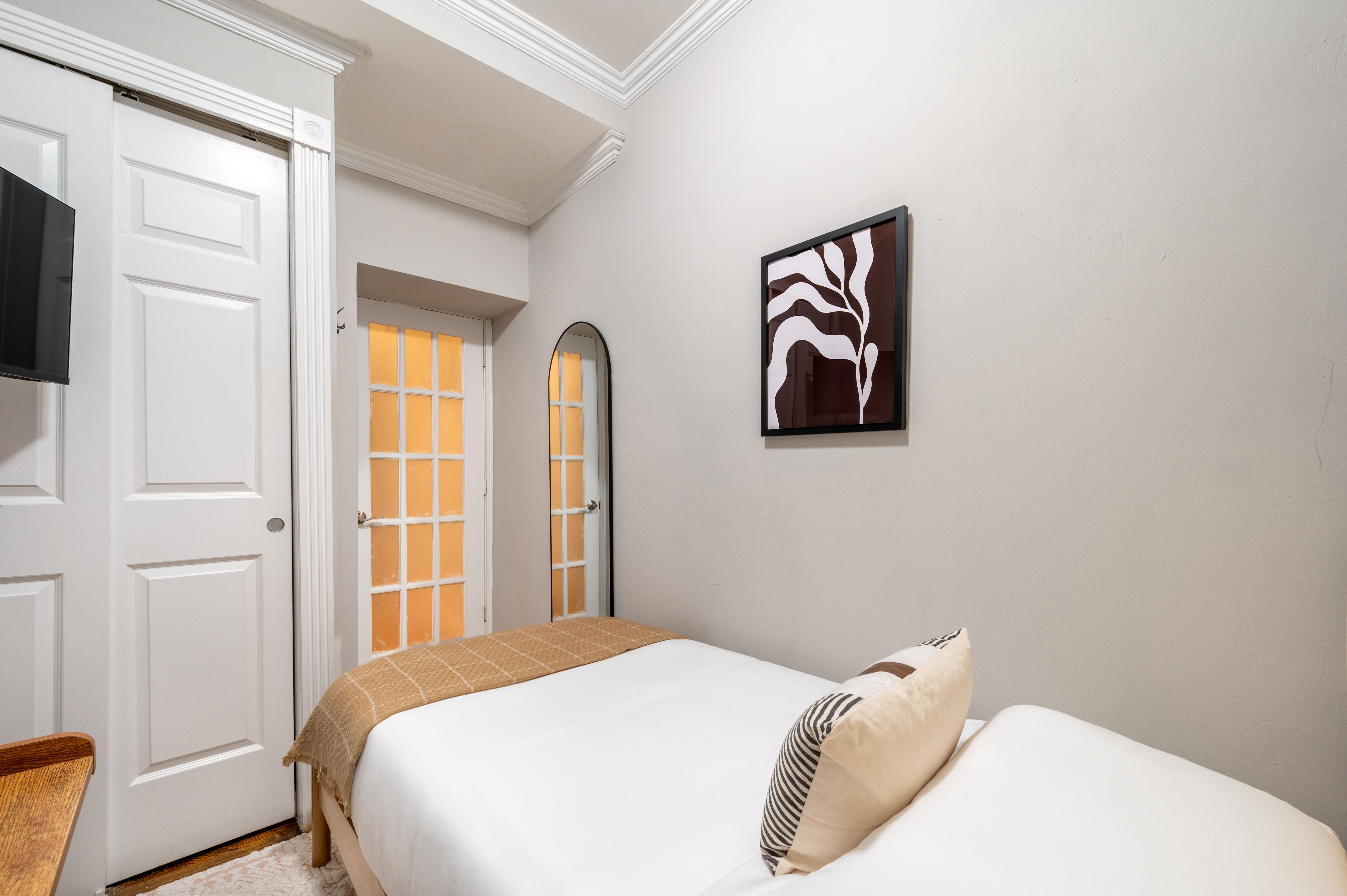 East 23rd St #1 | Kips Bay, New York | Roomrs