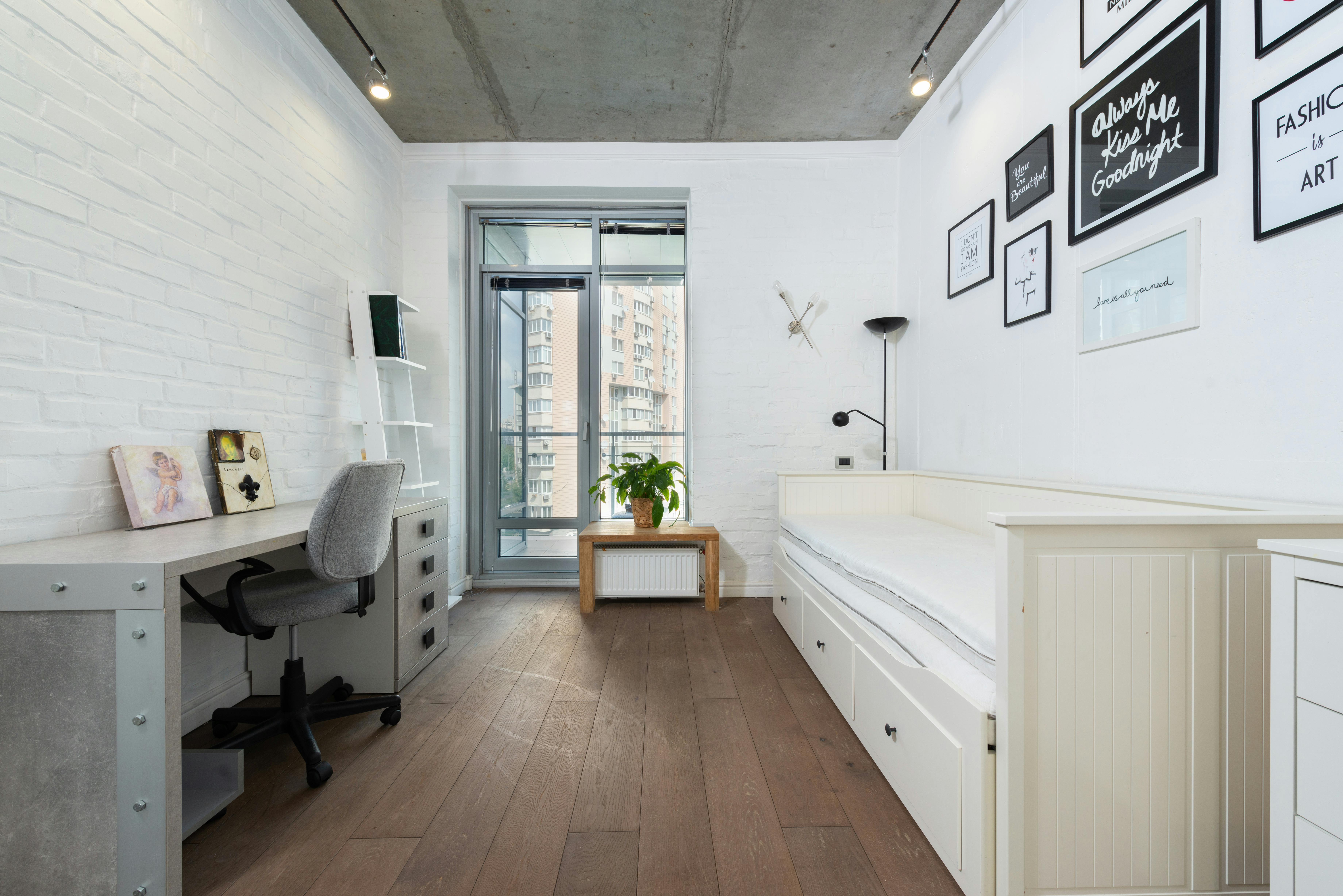 How Big is 500 Square Feet?